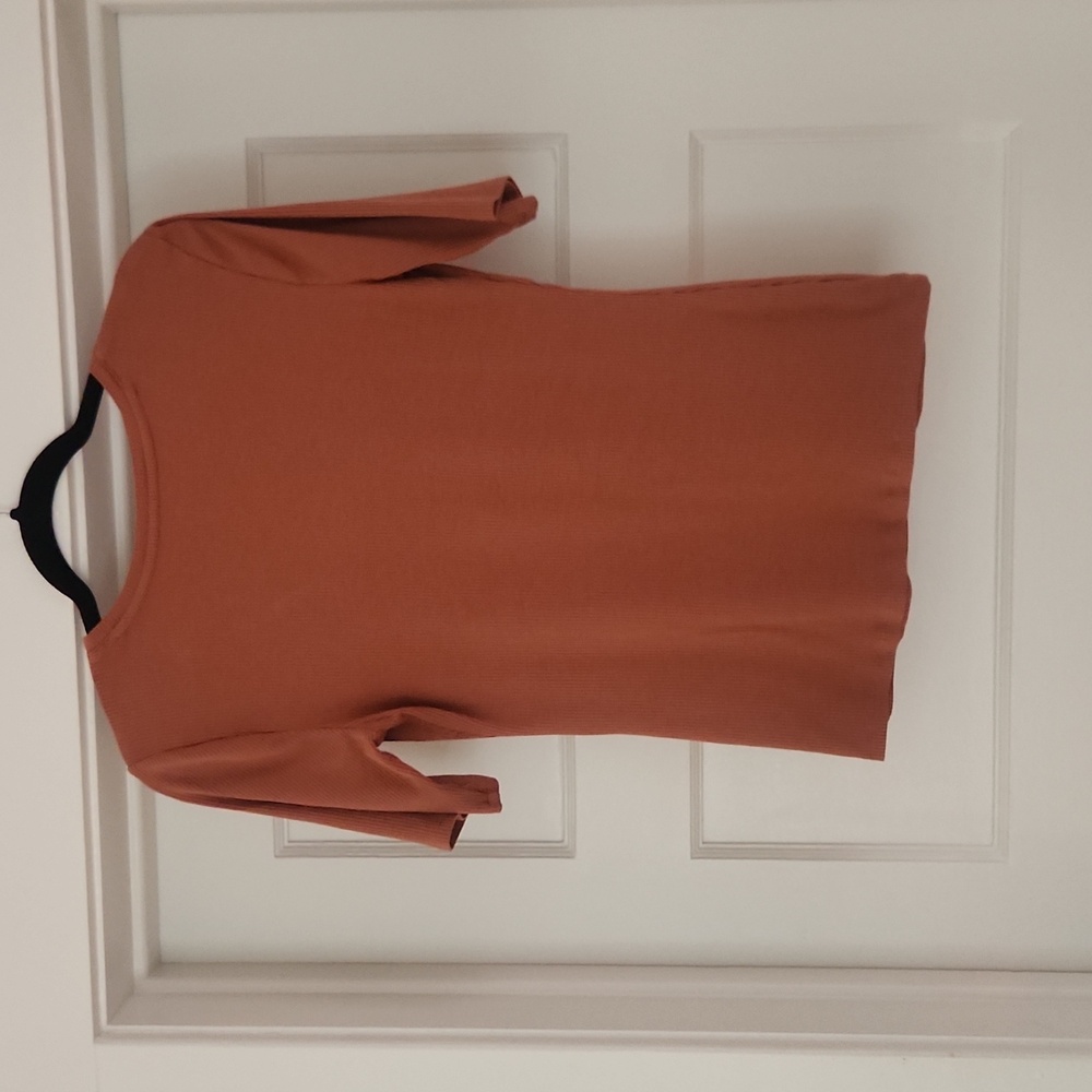 Nine West Rust Tan Short Sleeve Tee Size M - Picture 9 of 10